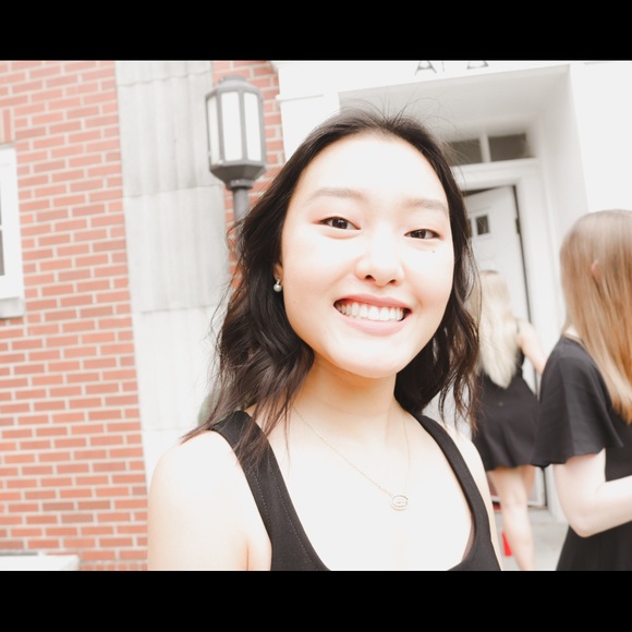 Meet your Posher, Annemarie - Picture 1 of 6